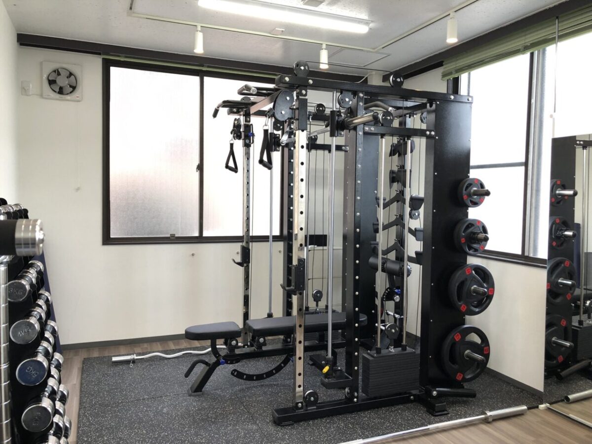 アヴニール香芝店トレーニング器具