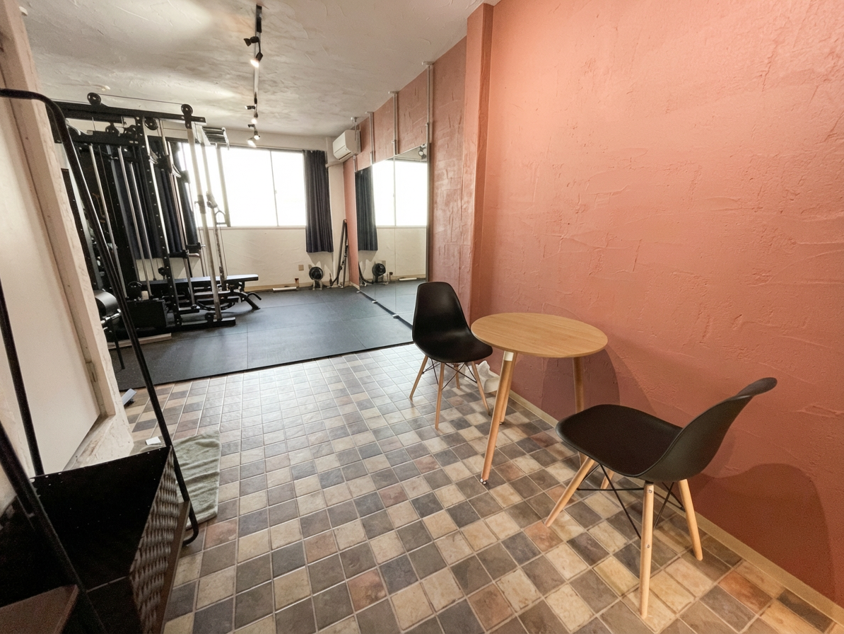 Enhance_the_overall_brightness_and_clarity_of_the_-1765496902724