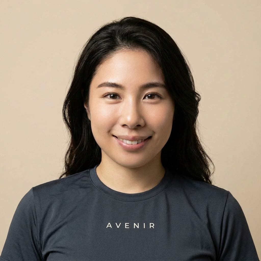 Replace_the_T-shirt_in_the_base_image_Image0_wit-1764839092506