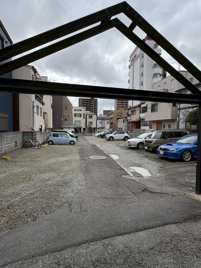 ピラティスアヴニール池田店への道順を示す写真（2枚目）