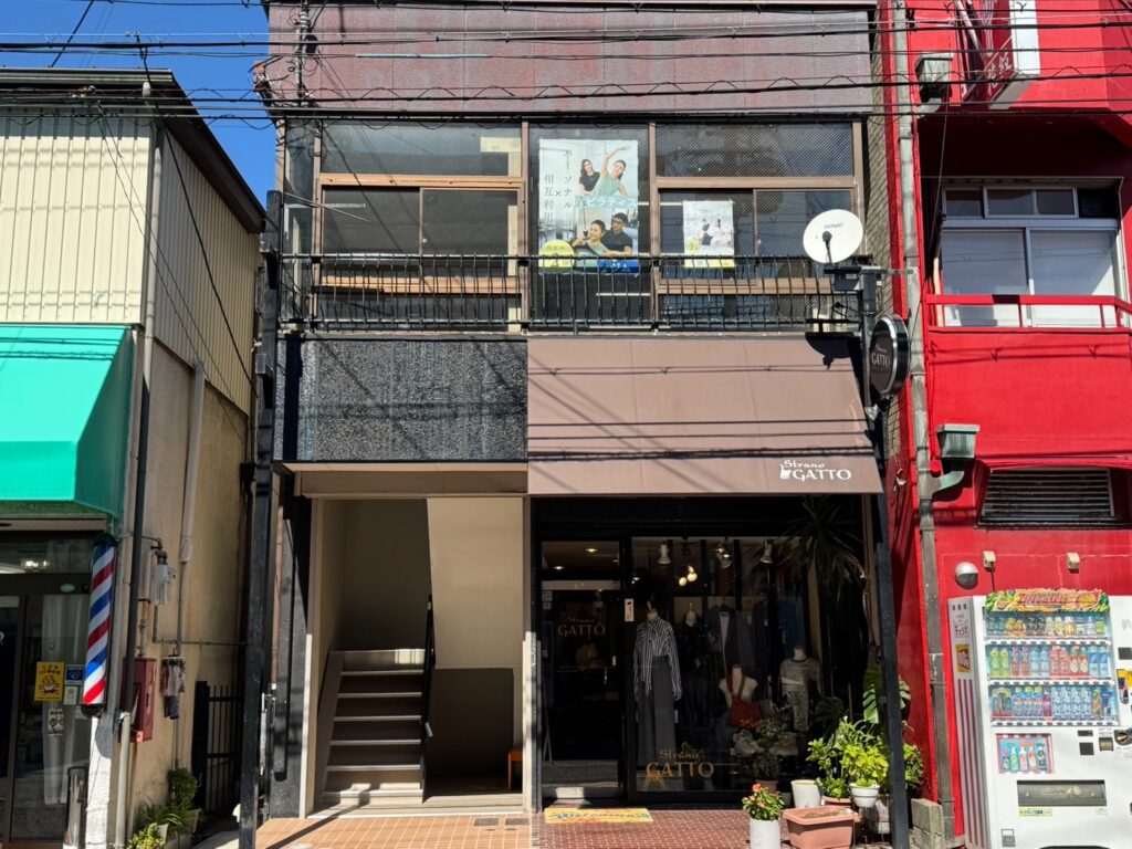 パーソナルジムアヴニール和泉府中店の外観